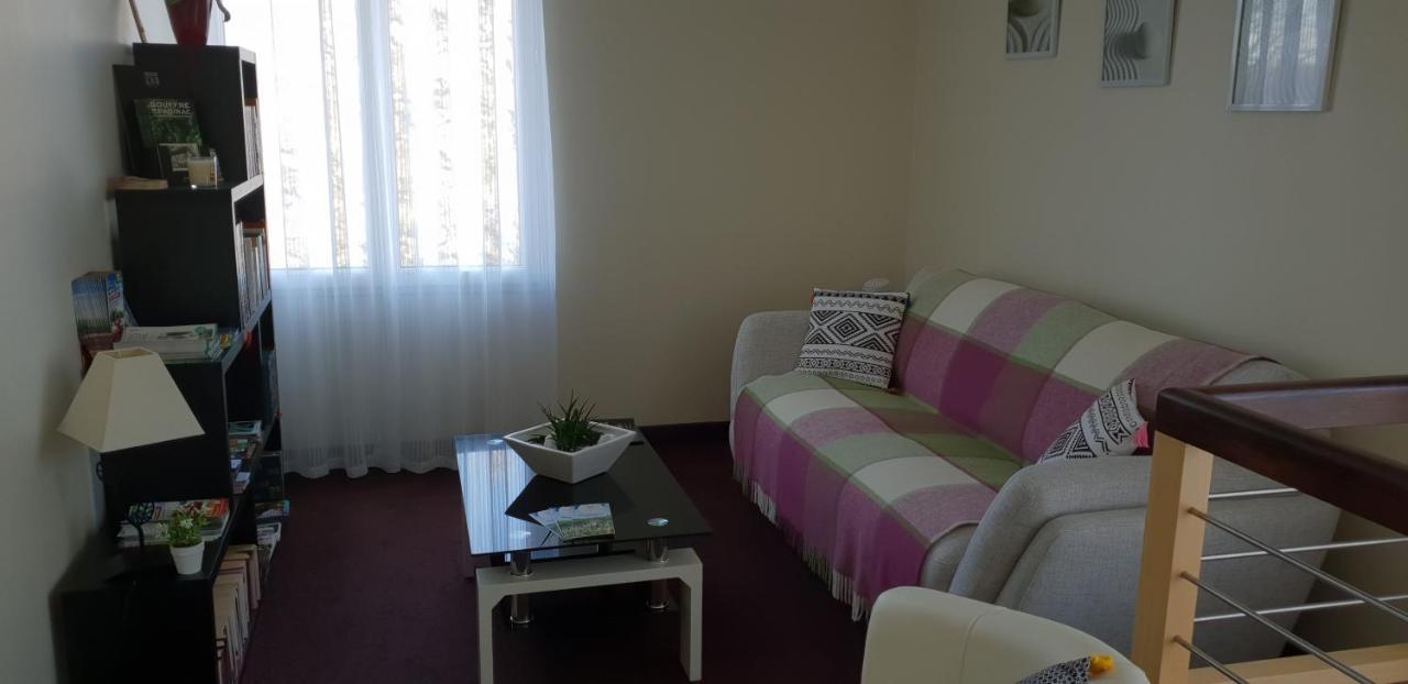 Chambres D'Hotes Les Lavandes 罗卡马杜尔 外观 照片